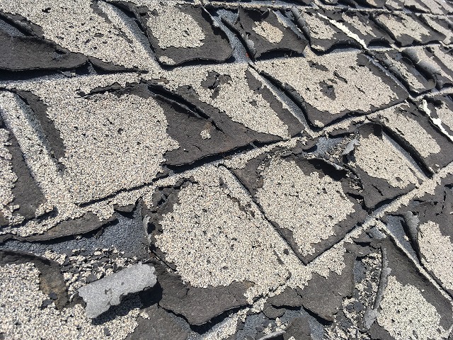 屋根カバー工事も承ってます